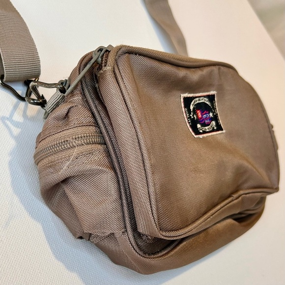 Vintage Retro Action Bags Tan Hiking Water Resistant - Picture 3 of 8